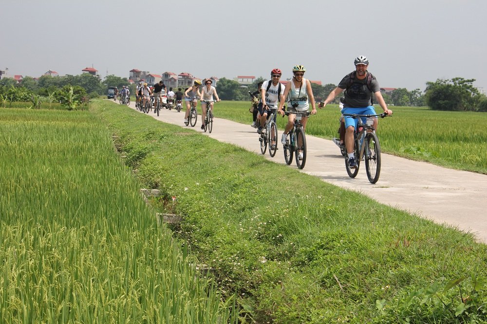 The Ultimate Guide to the Best Time for Cycling in Hanoi: Navigating the Seasons on Two Wheels